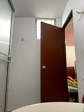 Selena Roa online show from 28, 10, 2025