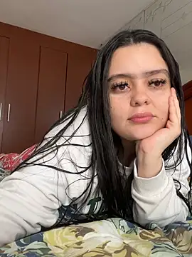 Snapshot of Selena_Roa chatting on 24, 4, 2026 Selena Roa online show from 24, 4, 2026