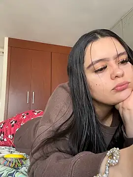 Snapshot of Selena_Roa chatting on 22, 4, 2026 Selena Roa online show from 22, 4, 2026