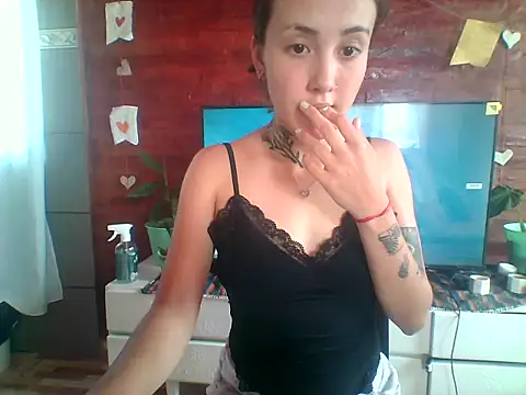 Snapshot of Priscilla-069 chatting on 21, 10, 2025 Priscilla-069 online show from 21, 10, 2025