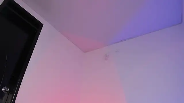 miah storm online show from 19, 3, 2026