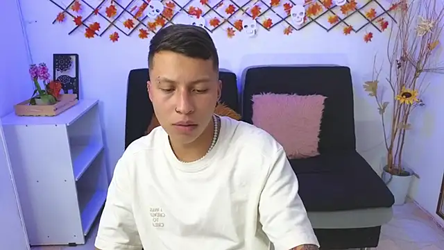 Martin West online show from 27, 10, 2025