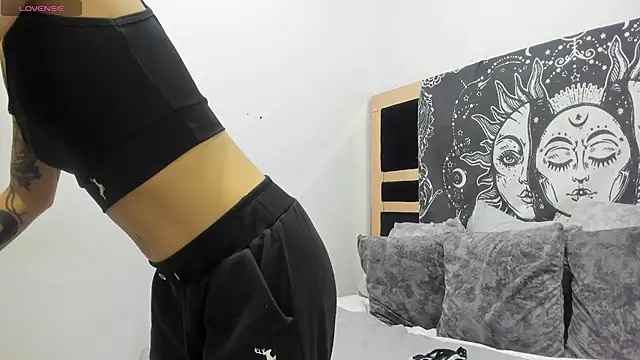 mirandaduboiss online show from 18, 3, 2026