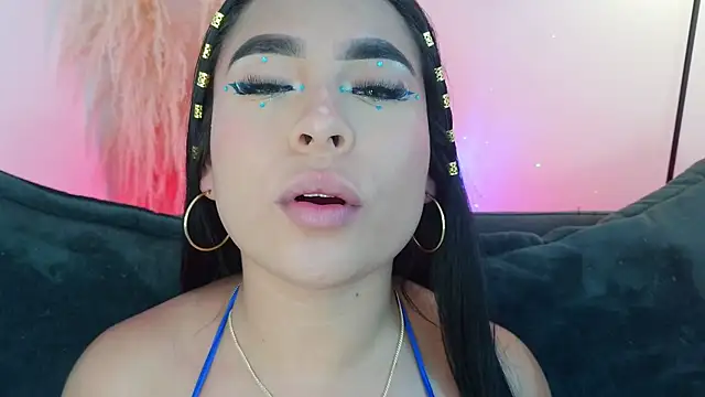 mia roux1 online show from 21, 4, 2026