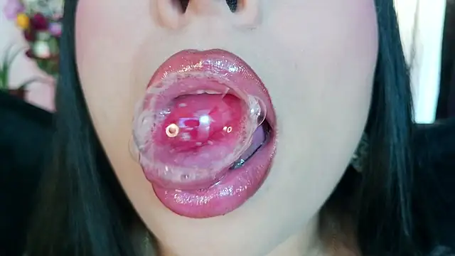 mia roux1 online show from 6, 3, 2026