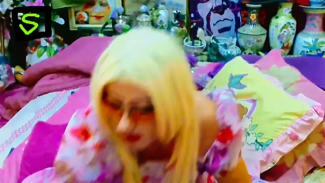 Snapshot of horni4luv chatting on 30, 11, 2025 horni4luv online show from 30, 11, 2025