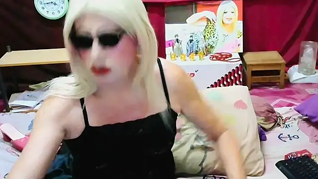 Snapshot of horni4luv chatting on 16, 6, 2026 horni4luv online show from 16, 6, 2026
