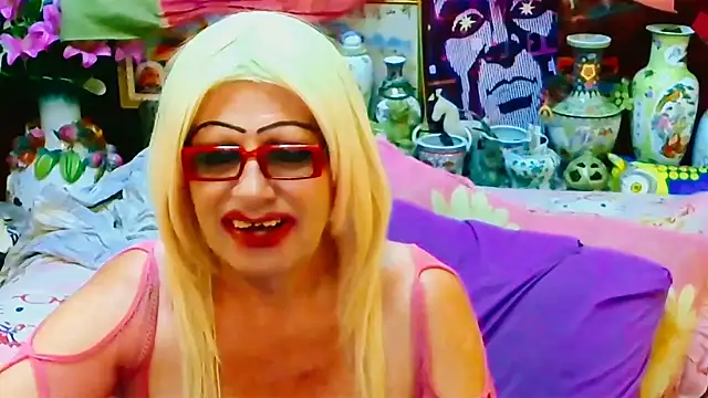 Snapshot of horni4luv chatting on 21, 10, 2025 horni4luv online show from 21, 10, 2025