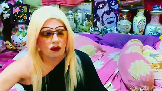 Snapshot of horni4luv chatting on 2, 12, 2025 horni4luv online show from 2, 12, 2025