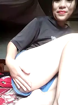 Snapshot of Yumi_sexyy chatting on 25, 10, 2025 Yumi sexyy online show from 25, 10, 2025