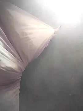 Snapshot of Yumi_sexyy chatting on 21, 10, 2025 Yumi sexyy online show from 21, 10, 2025