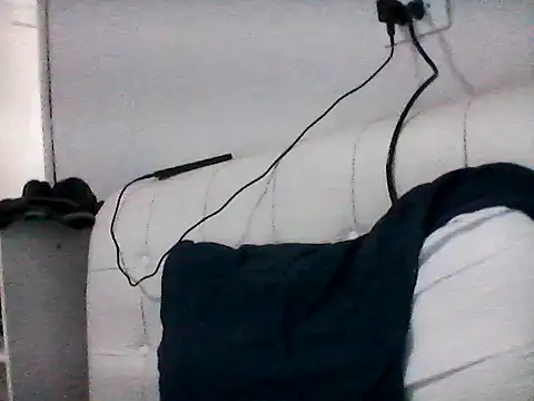 Snapshot of MorenoMalhado88 chatting on 23, 10, 2025 MorenoMalhado88 online show from 23, 10, 2025