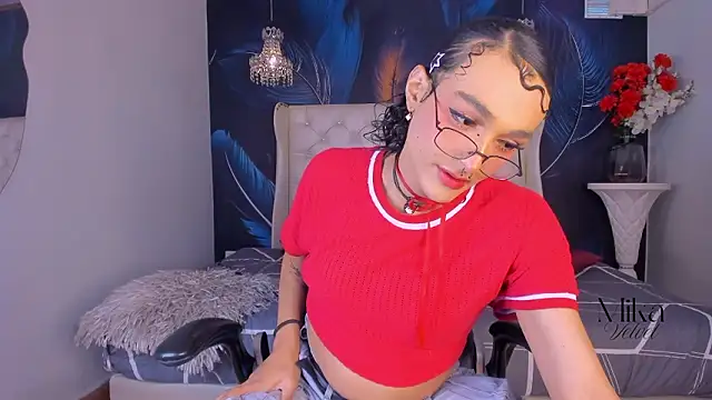 Mika  velvet online show from 17, 2, 2026