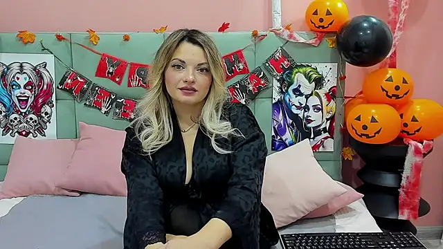 Snapshot of WilmaSanders chatting on 22, 10, 2025 WilmaSanders online show from 22, 10, 2025