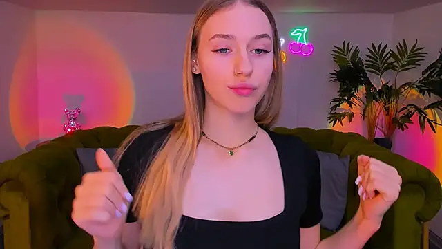 sassy cutie online show from 1, 12, 2025