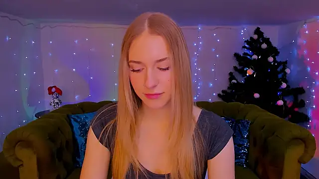 sassy cutie online show from 21, 12, 2025