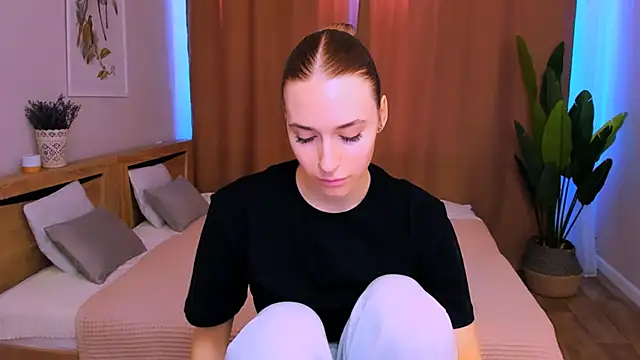 sassy cutie online show from 4, 3, 2026