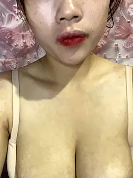 kitty-20x online show from 15, 11, 2025