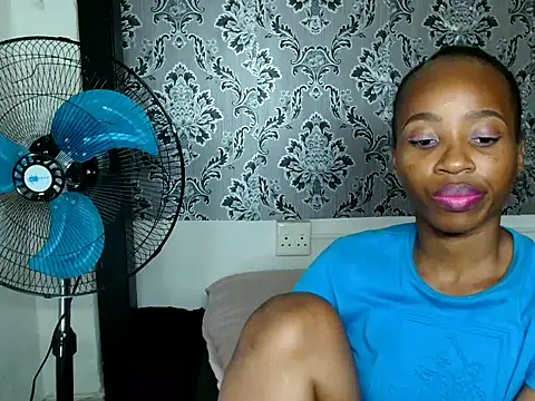Snapshot of Patronaxxx chatting on 22, 10, 2025 Patronaxxx online show from 22, 10, 2025