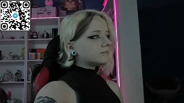 Holy Mistress S online show from 3, 5, 2026