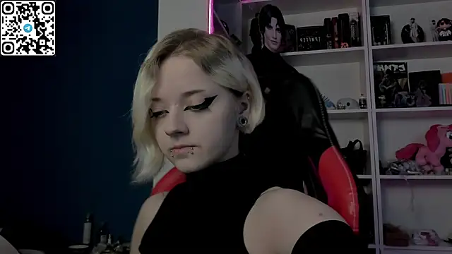 Holy Mistress S online show from 7, 2, 2026