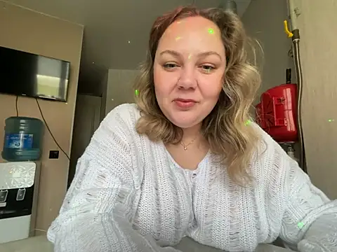 Snapshot of _GloriaLowe_ chatting on 27, 10, 2025  GloriaLowe  online show from 27, 10, 2025