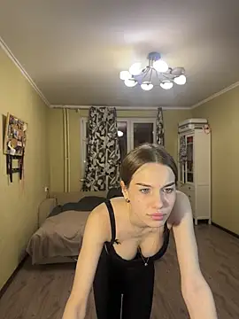 girls n roses online show from 3, 11, 2025