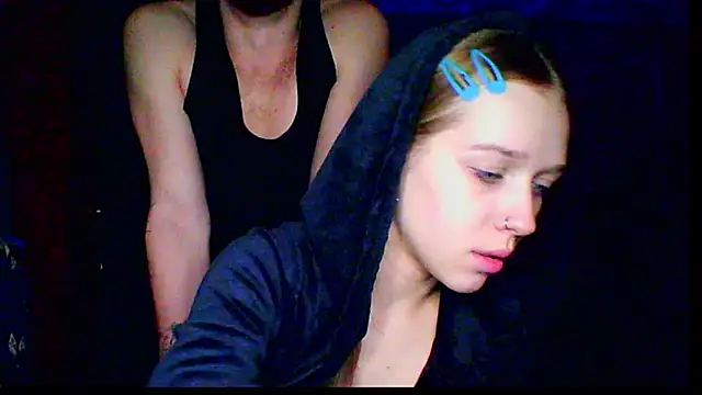 Snapshot of mari_martin chatting on 21, 11, 2025 mari martin online show from 21, 11, 2025