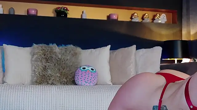 Snapshot of AnayseMaze chatting on 5, 11, 2025 AnayseMaze online show from 5, 11, 2025