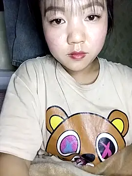 Quynhsumon online show from 23, 2, 2026