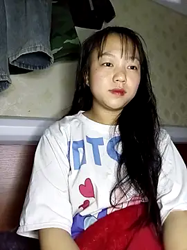 Quynhsumon online show from 11, 2, 2026