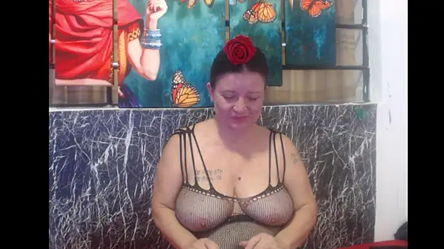 Debora Cienfuegos25 online show from 3, 12, 2025