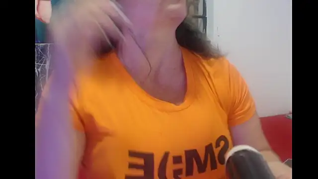 Debora Cienfuegos25 online show from 2, 12, 2025