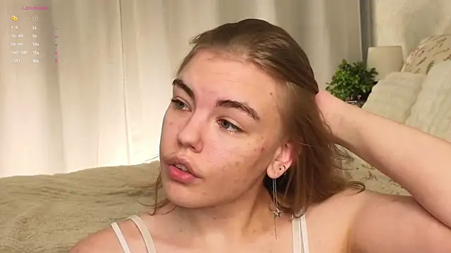 Snapshot of MelodyBaur chatting on 1, 7, 2026 MelodyBaur online show from 1, 7, 2026