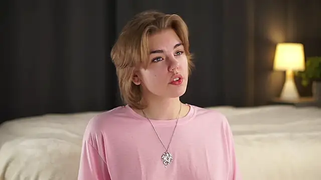 MelodyBaur online show from 8, 11, 2025