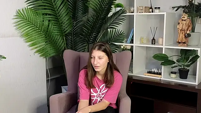 Snapshot of TawandaLegrotte chatting on 24, 10, 2025 TawandaLegrotte online show from 24, 10, 2025