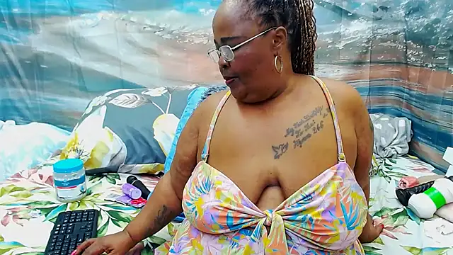 MatureMilfxxx online show from 7, 7, 2026
