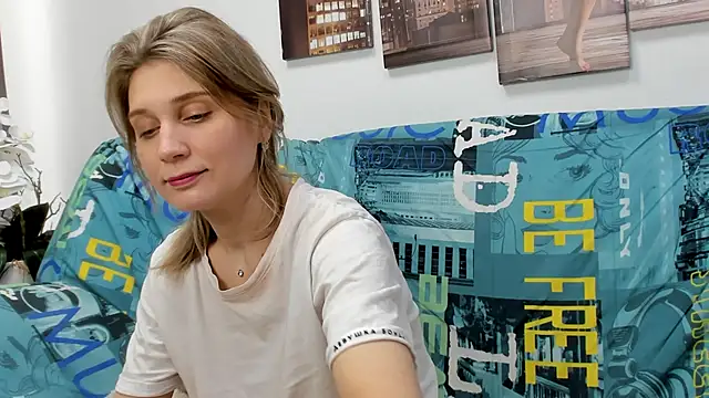 Tenderly Sophie online show from 1, 3, 2026