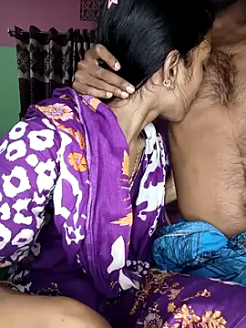 CoupleShow 432 online show from 6, 3, 2026