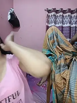 CoupleShow 432 online show from 14, 5, 2026