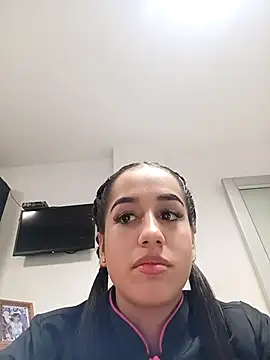 BabyCaramel18 online show from 6, 11, 2025