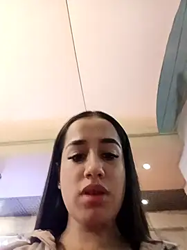 Snapshot of BabyCaramel18 chatting on 21, 10, 2025 BabyCaramel18 online show from 21, 10, 2025