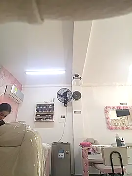 BabyCaramel18 online show from 7, 11, 2025