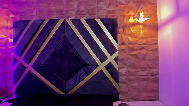 sydney miller  online show from 20, 4, 2026