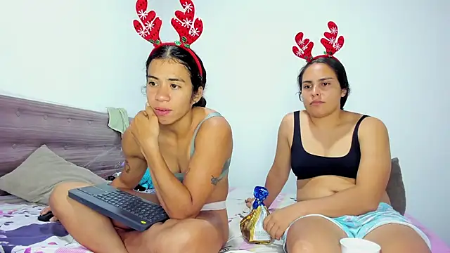 AshleyDeLuca  online show from 20, 12, 2025