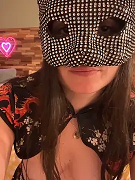  isadora online show from 13, 12, 2025