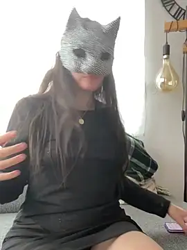  isadora online show from 18, 2, 2026