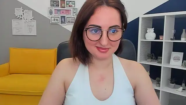 NoraSimons online show from 7, 3, 2026