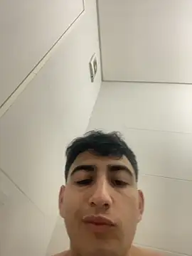 Snapshot of Gduende7 chatting on 16, 11, 2025 Gduende7 online show from 16, 11, 2025