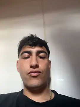 Snapshot of Gduende7 chatting on 28, 11, 2025 Gduende7 online show from 28, 11, 2025